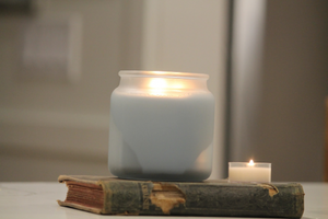 The Difference Between Soy Wax and Paraffin Wax Candles